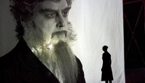 Musikalische Welt nach Wagner: „Ritter Blaubart“ als Psycho-Stück in Augsburg