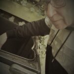 Der Autor beim Mülltauchen in der Dämmerung - Selfie